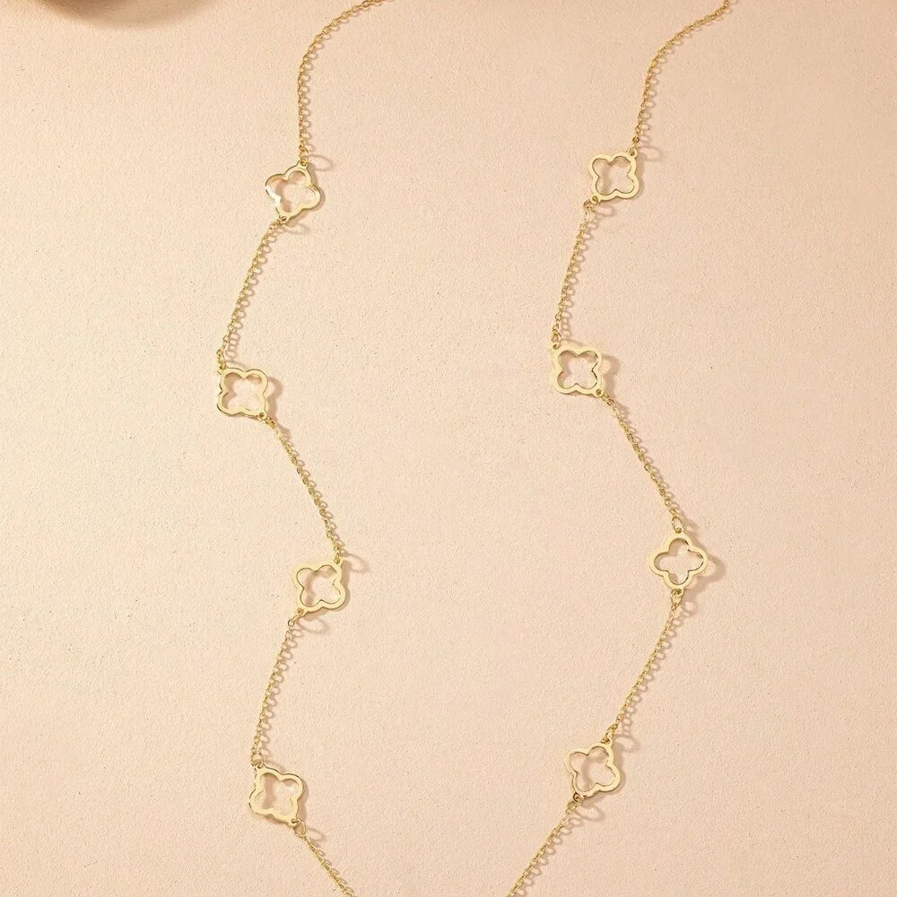 Yellow Gold Women's One Hollow Out Clover Pendant Long Chain Vintage Neclace